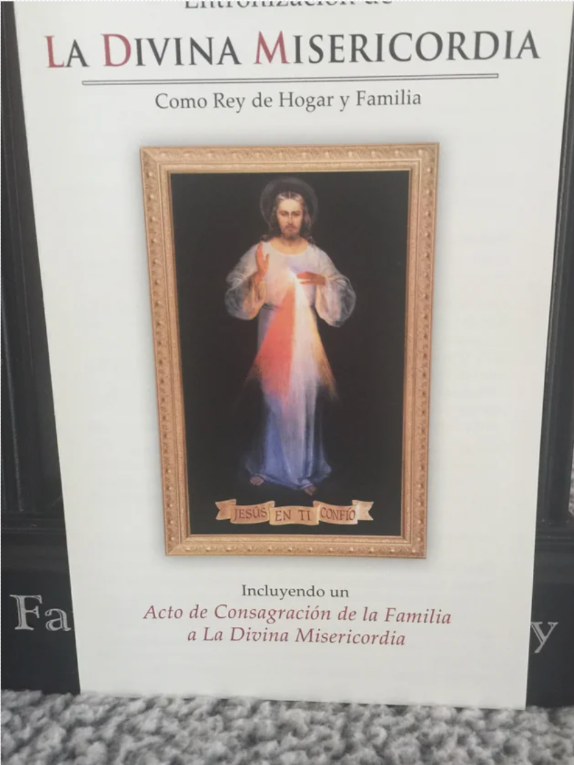 Enthronement Booklet (in Spanish)